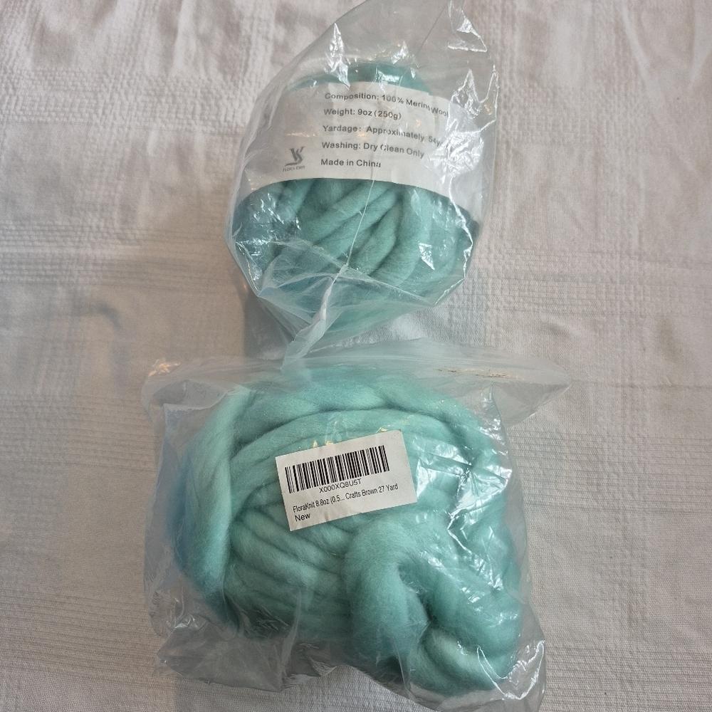 Flora Knit 2 balls of teal merino wool 9oz approx 54 yards new